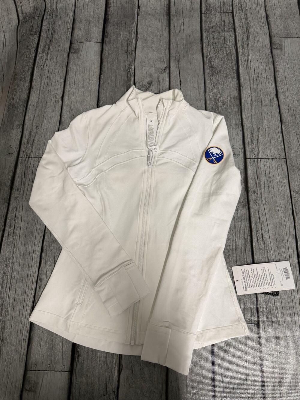 NWT Women’s Lululemon Define Jacket Buffalo Sabres White Sz 8